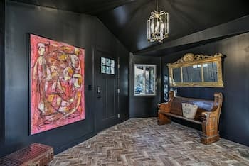 La Maison Mirch - Luxe Design Retreat