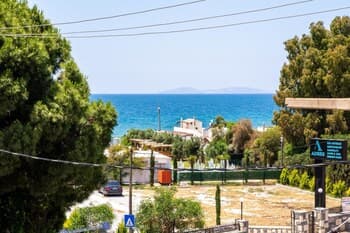 Flat w Sea View Terrace 1 min to Beach in Didim