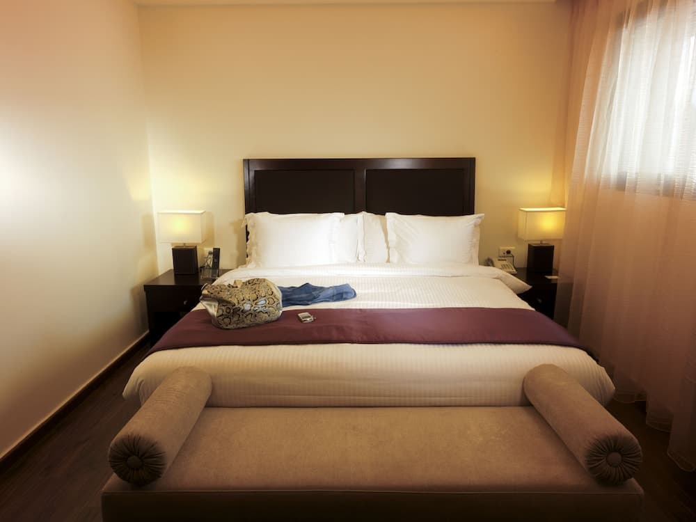 One to One Hotel & Apartments