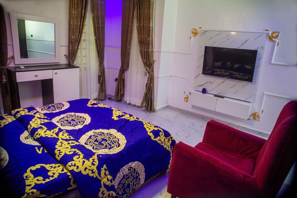 RichVilla Apartments & Hotels