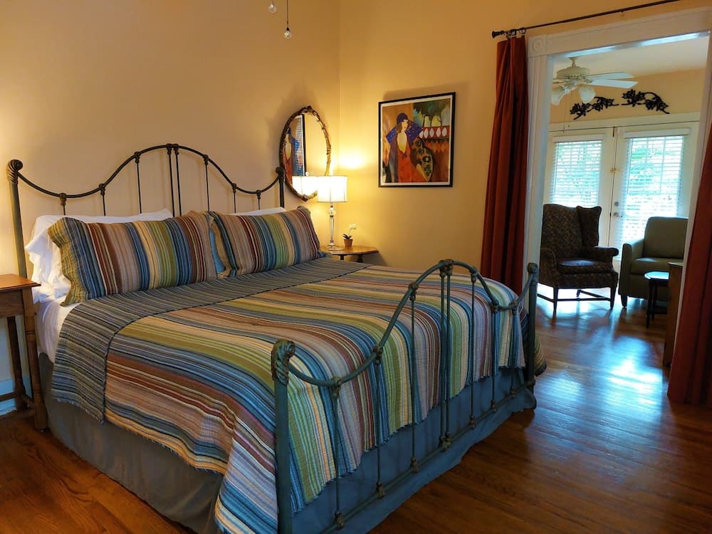 Urban Cottages of Little Rock