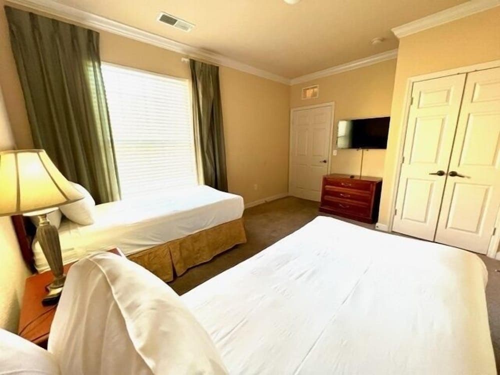 1361tt Unit 7308-tuscana Resort 3 Bedroom Condo by RedAwning