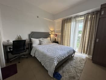 150 Newport condotel pasay