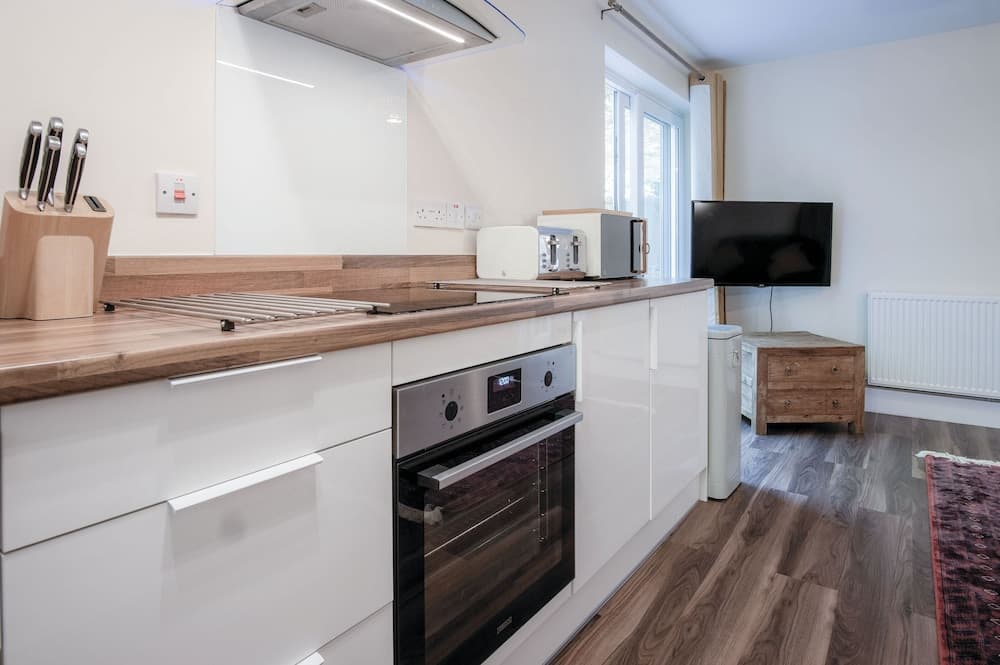 Croft Court - 1 Bedroom Apartment - Tenby