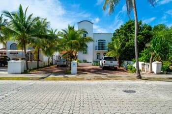 Neryom Wellness Clinic