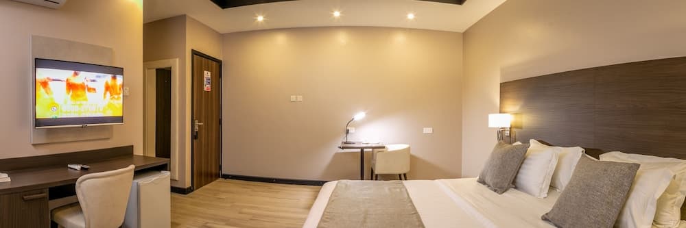 Source Of the Nile Hotel Namanve