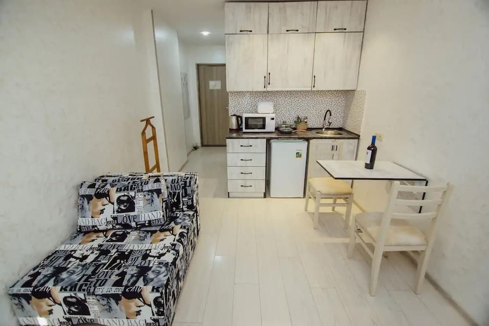 Lovely Studio in Batumi With Rooftop in Building