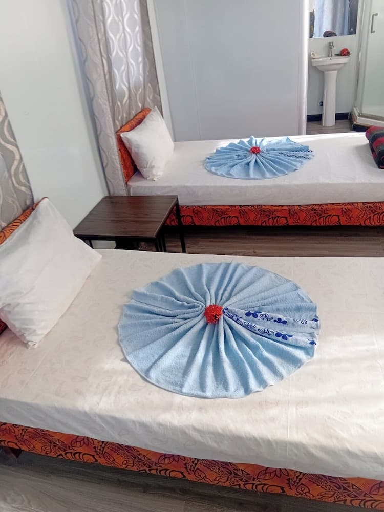 Shalini Garden Hotel & Apartment