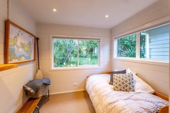 Oriwa Villa Oneroa near Mudbrick