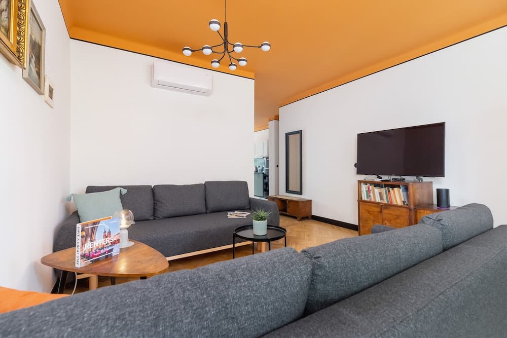 Krasickiego Apartment Cracow by Renters