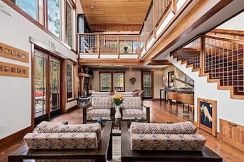 The Grand Idyllwild Lodge