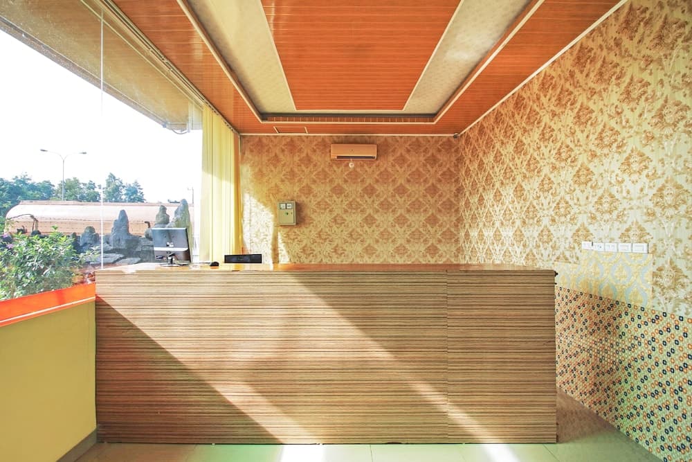 OYO 2596 Homestay Hj. Suharti