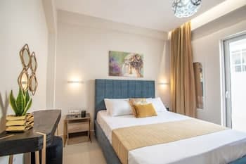 Alcmene Lux Apartment