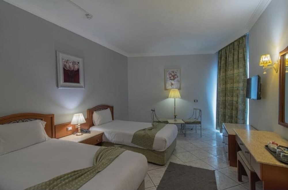 DEXON ROMA HOTEL