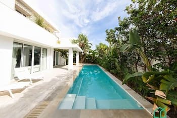 Villa Cassel Villa Avec Piscine et vue sur le lac