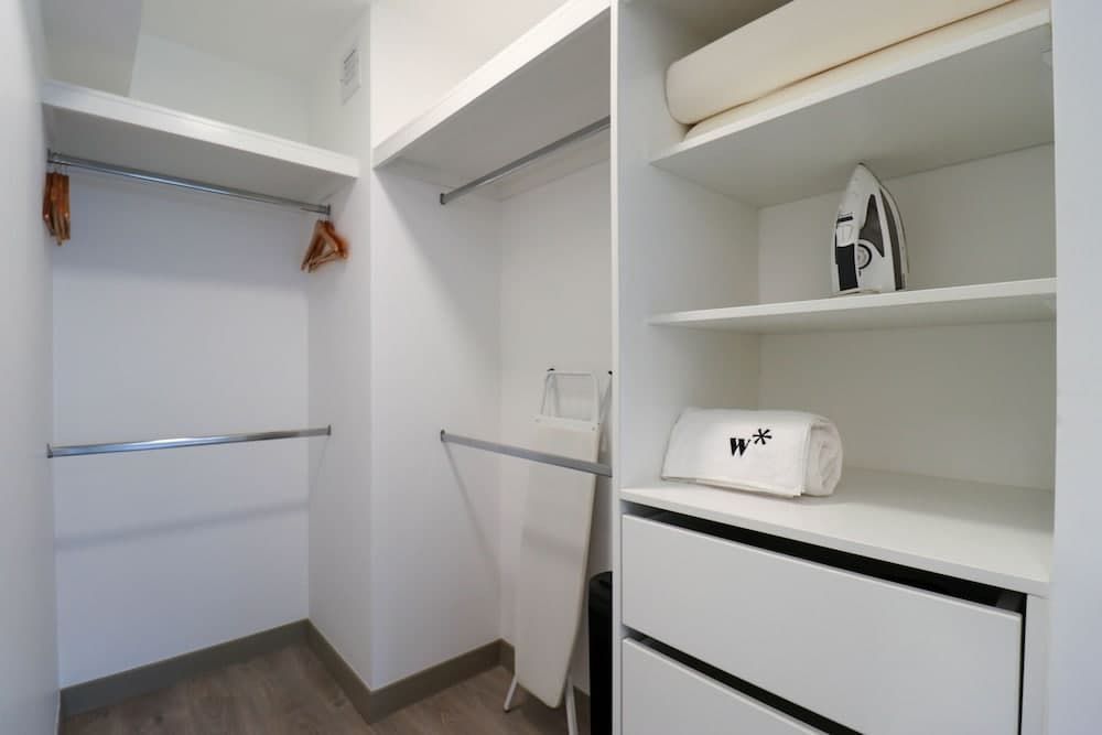 Wynwood Kennedy in Miraflores