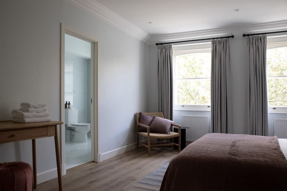 Gulaid House Knightsbridge by Bob W London