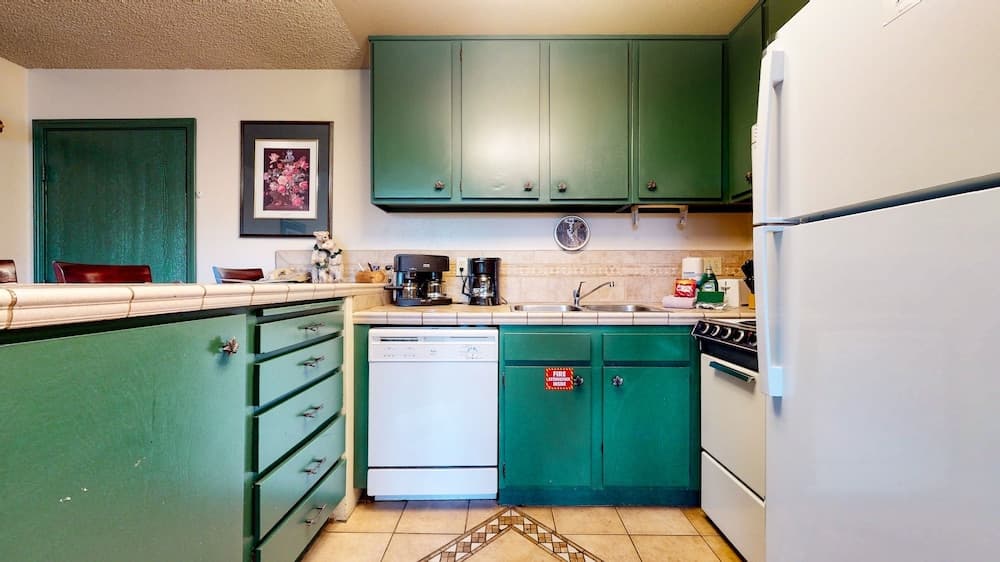 Summit #232 1 Bedroom Condo by RedAwning