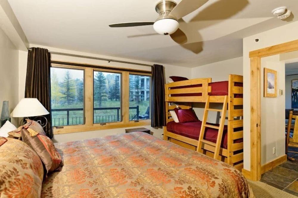 Snowmass Village 3 Bedroom Premier Condo - Crestwood