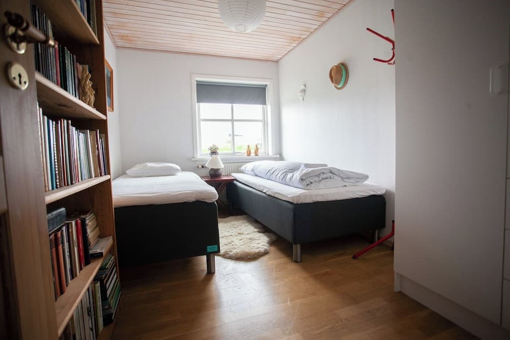 4 Br House / Capital / Cheerful /Nature