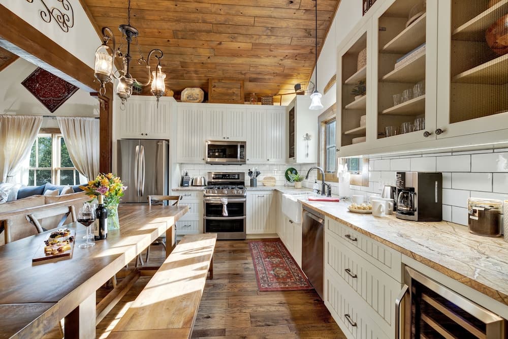 Luxury Craftsman Home With Hot Tub and Firepit - 1blk to Main