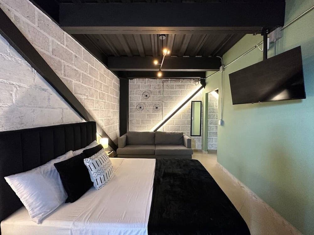 industry south tower in poblado 304