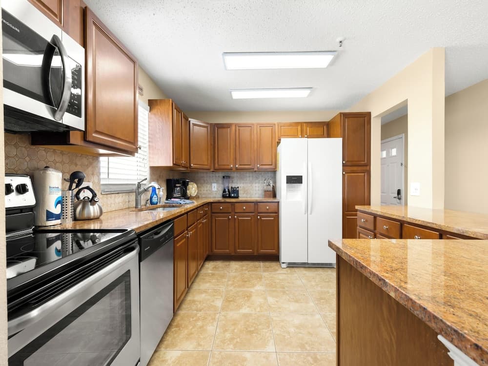 Sea Breeze 708 by Distinctive Beach Rentals