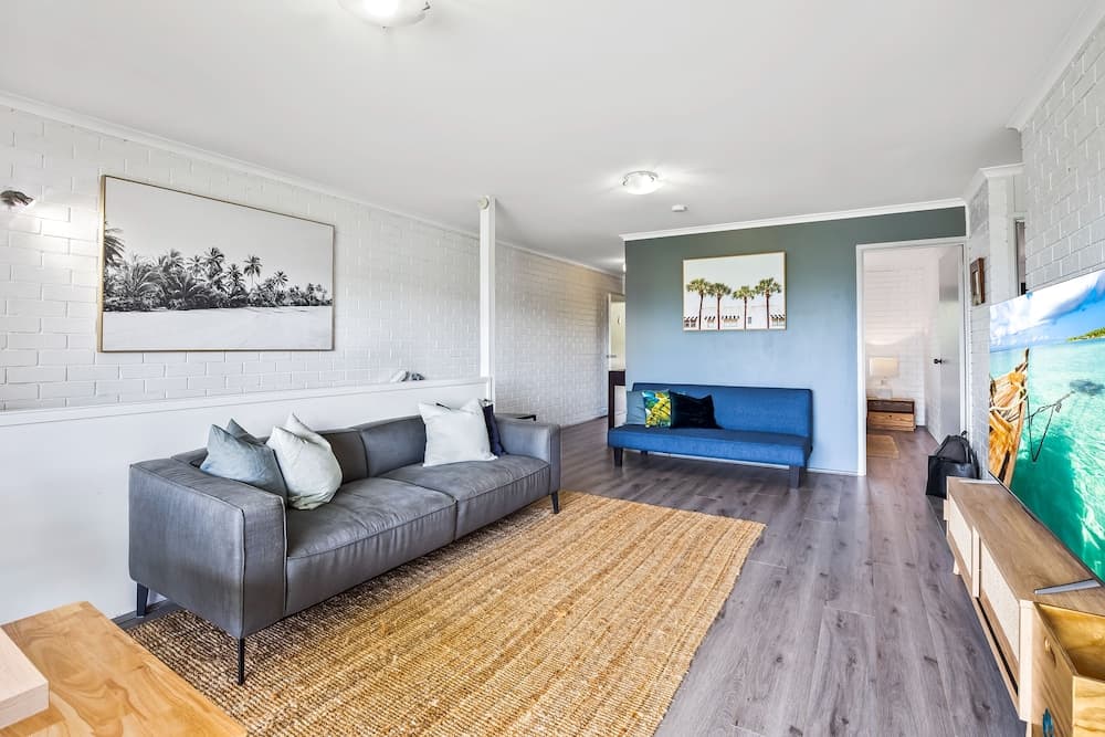 WINDARRA- ALEX HEADLAND FAMILY HOLIDAY