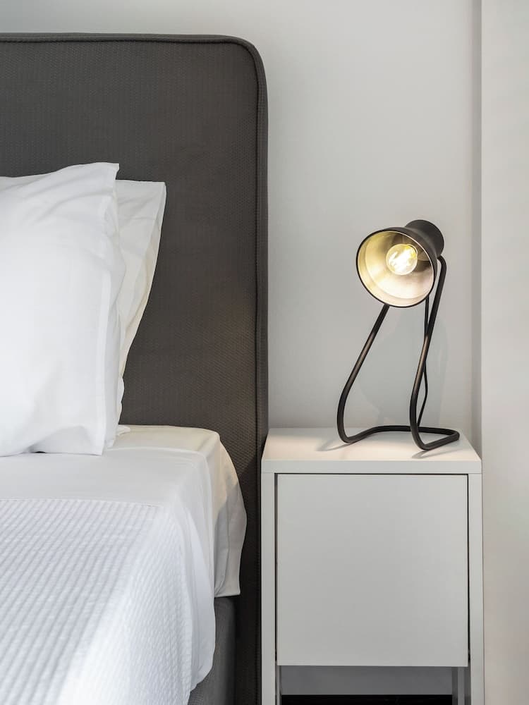 Relux Sea View 2BD Apartment by BluPine