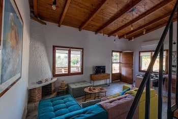 Beachfronthouse in Aegina