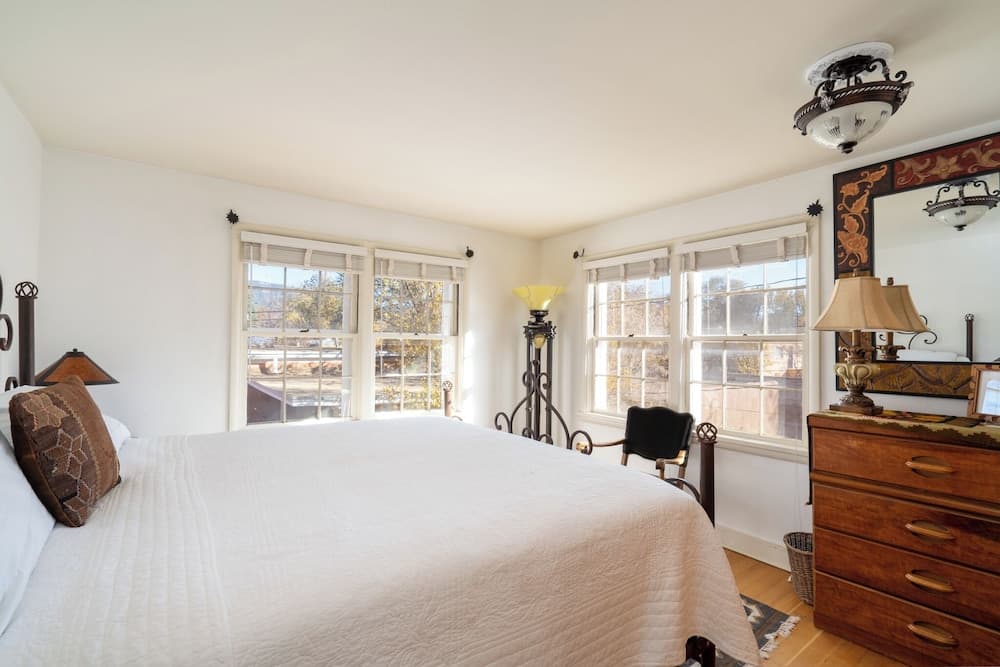 Casita de Jeanetta by Kokopelli Property Management