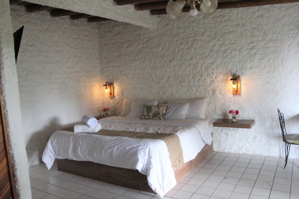 Fundo - Hotel El Arrabal