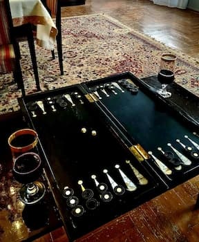 Old House korolistavi