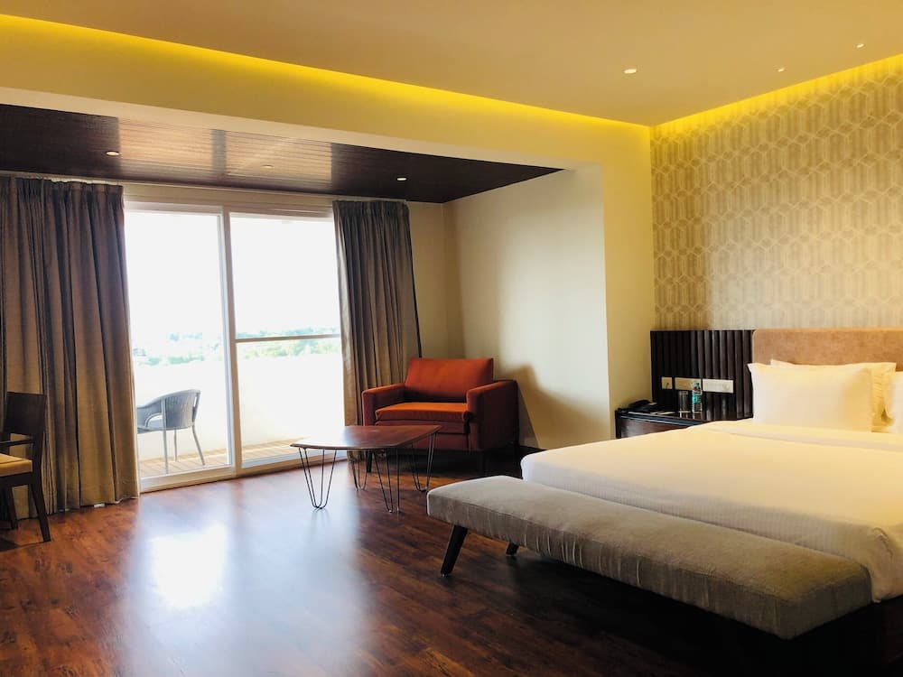 Clover Greens Golf Course and Resort