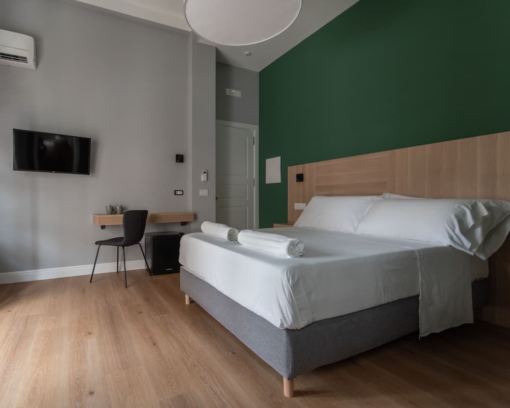 Nolana 28 Rooms in Naples