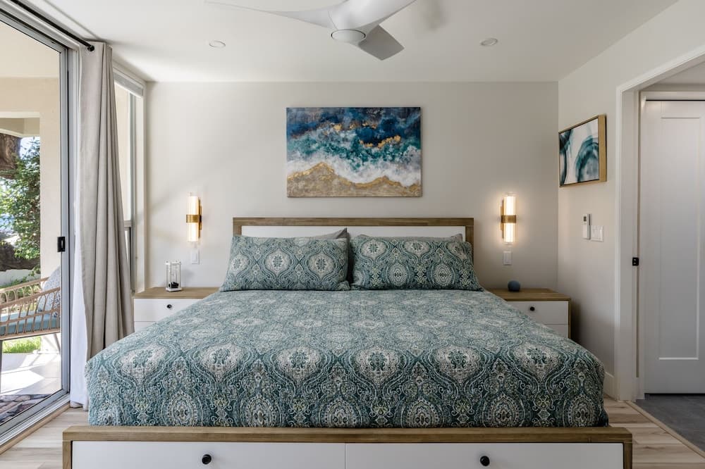 Stunning Modern Beachfront Resort Vistas