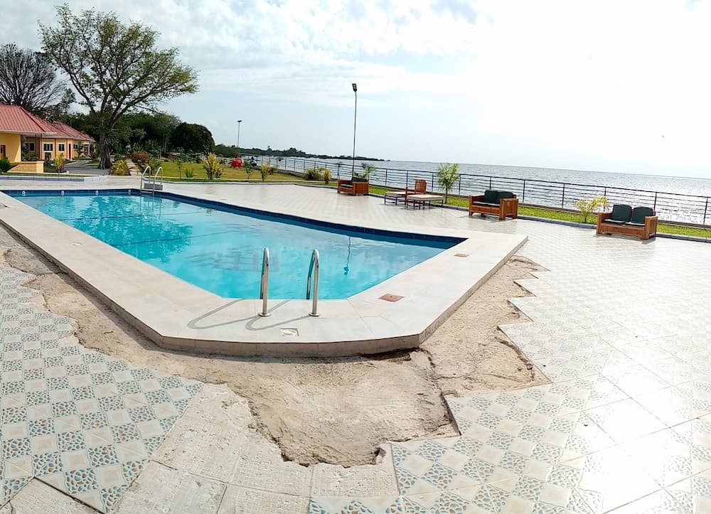 SANDMARK HOTEL SERENGETI