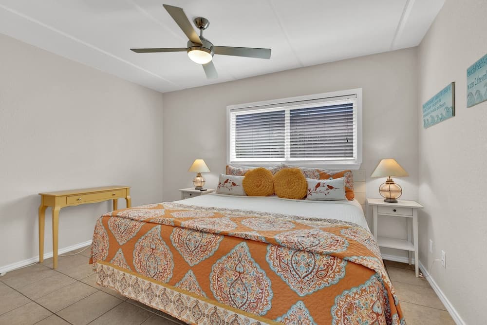 Gulf Coast Condominium Unit 4 2 Bedroom Condo by RedAwning