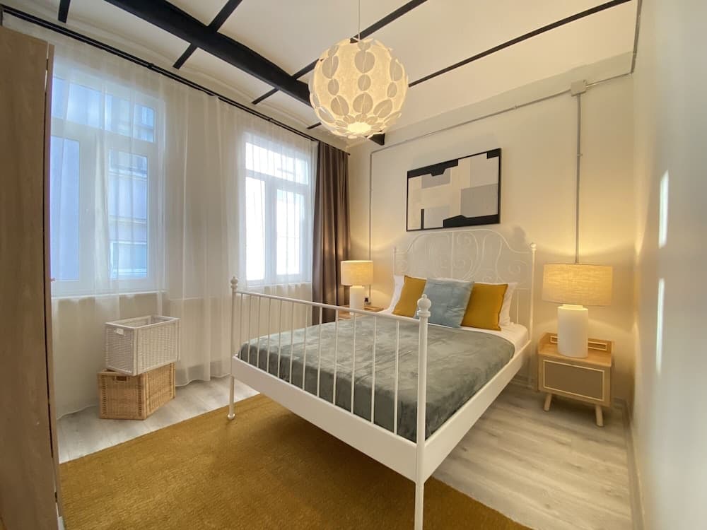 Chic Flat 5 min to Galata Tower in Istiklal Ave