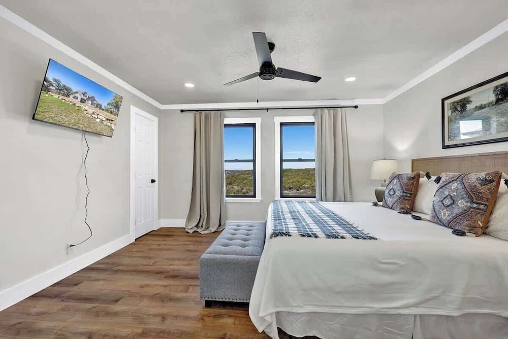 Hilltop Lux Haus With Infinitypool-hottub-pooltable