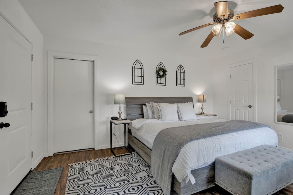 Cozy Combo Heart of Wine Trail