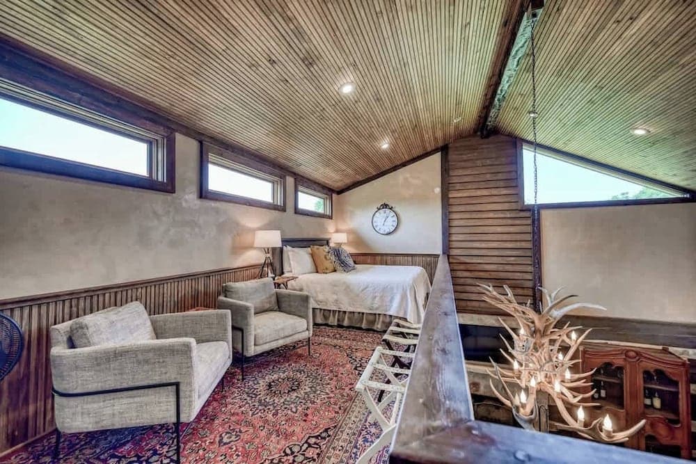 Luxury 23-ac Ranch Hot Tub and Hill Country Views!