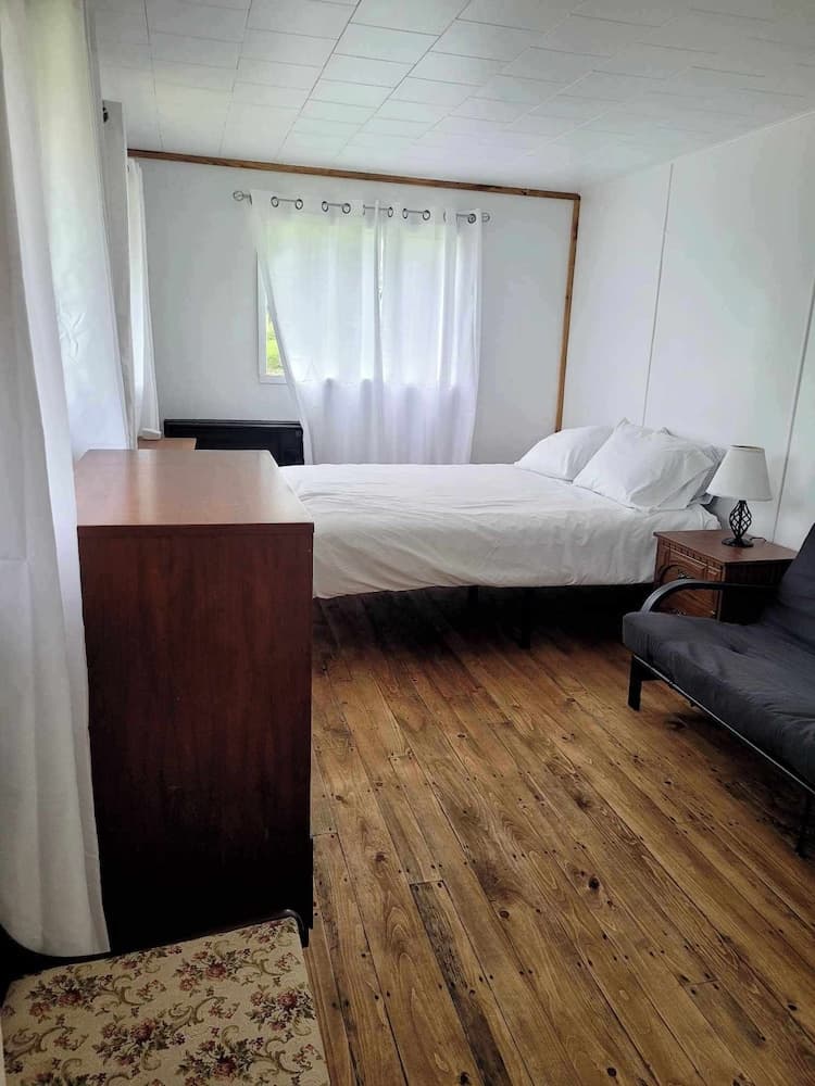 Mazinaw Lakeside RV Park & Campground