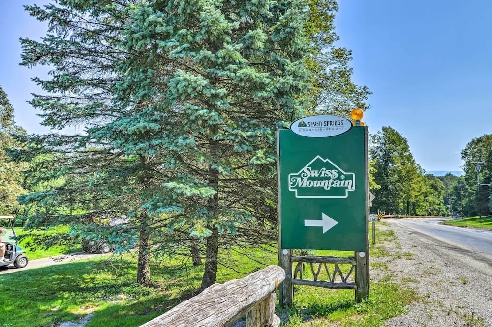 Swiss Mtn Condo: 3 Mi to Seven Springs Resort