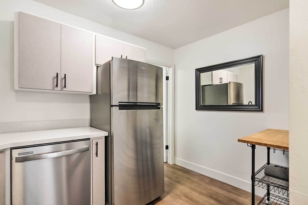 The Cottages: Ski-in/ski-out Condo at Eagle Point!