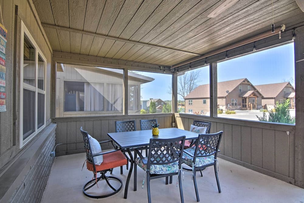 Resort Cabin w/ Nearby Pool & Lake Access!