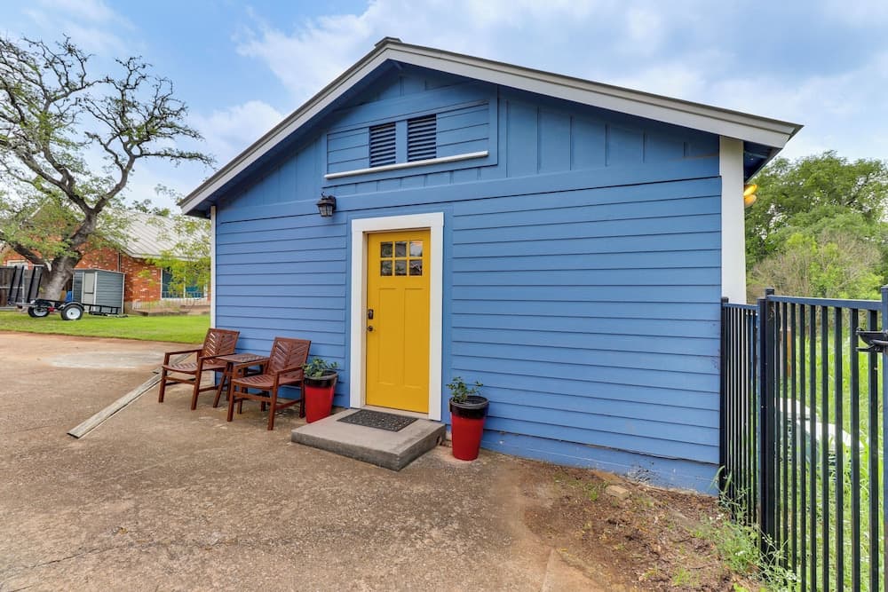 12 Mi to Dtwn: Austin Guest Cottage w/ Pool Access