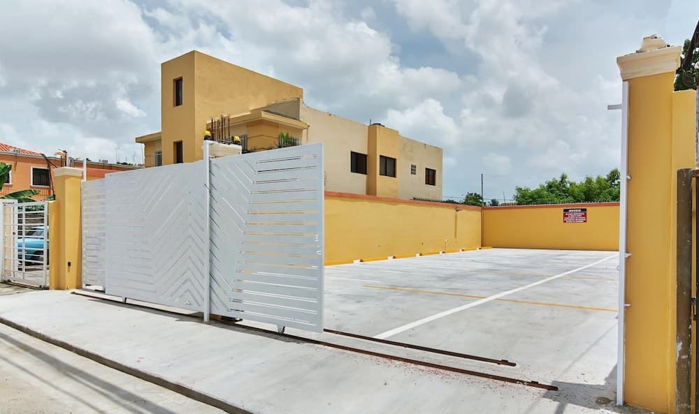 Brand new Guest Single Room 16 min From Airport