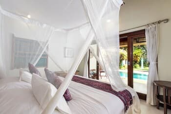 Beautiful Private Pool Villa by the Beach in Candidasa