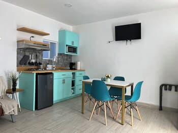 Las Mariposas Mini Suites